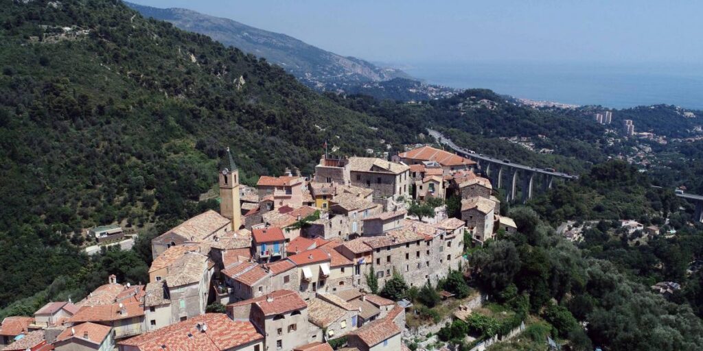 Gorbio – nice and quiet. We discovered the Château-Musée Lascaris after visiting the village for years. Not to be missed.